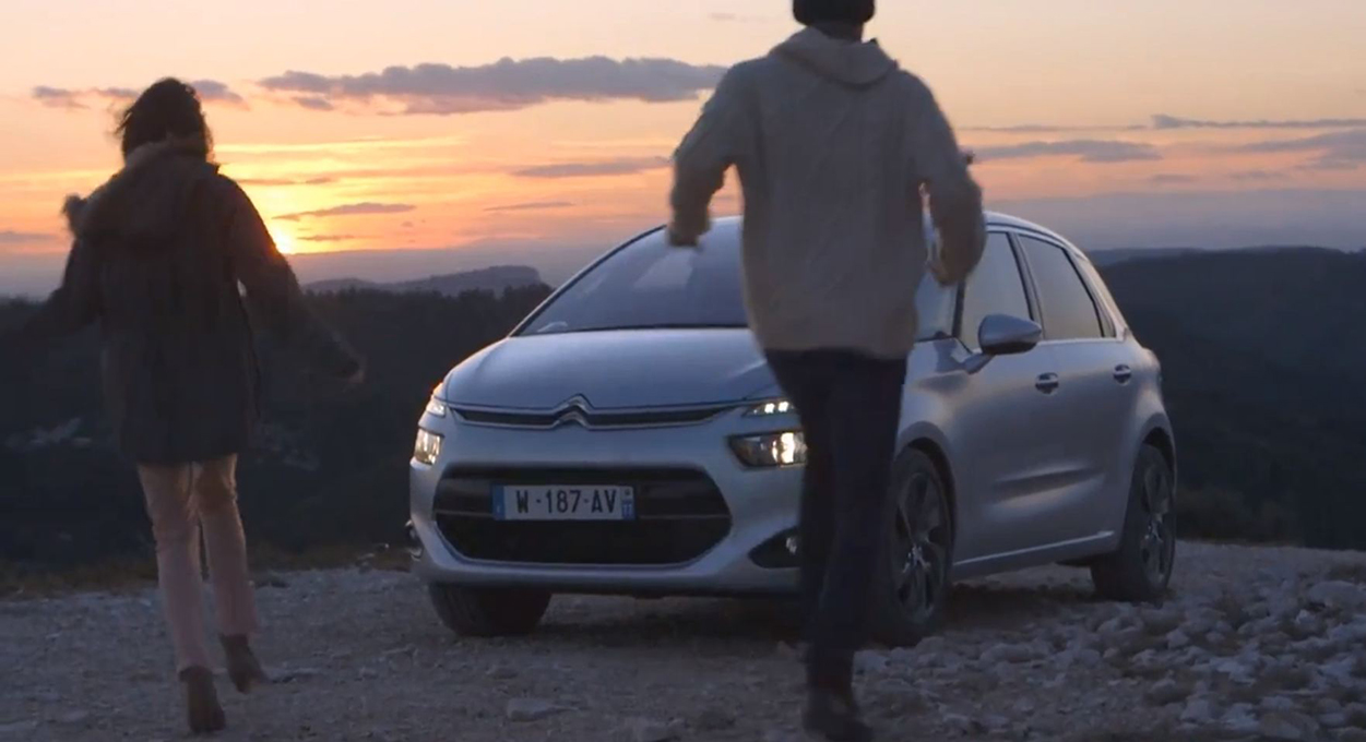 Nuova Citroën C4 Picasso, anteprima in un video pubblicitario
