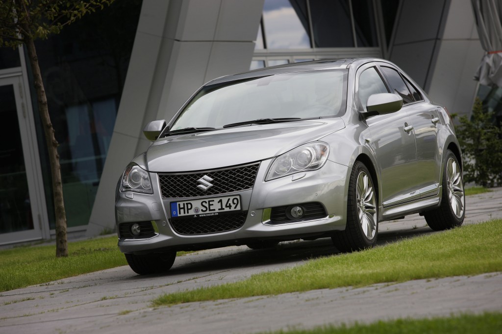 Suzuki Kizashi Sport, la berlina giapponese alla conquista dell’Italia