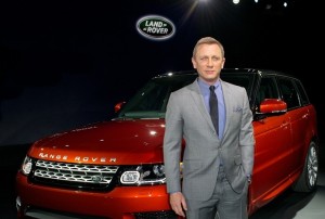 Nuova Range Rover Sport, Daniel Craig alla guida tra le vie di Manhattan