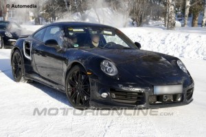 Porsche 911 Turbo, foto spia dei test scandinavi