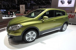 Salone di Ginevra 2013: Suzuki SX4 – Foto LIVE