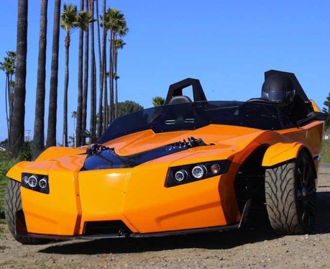 Torq Roadster Epic EV, il veloce veicolo elettrico a tre ruote