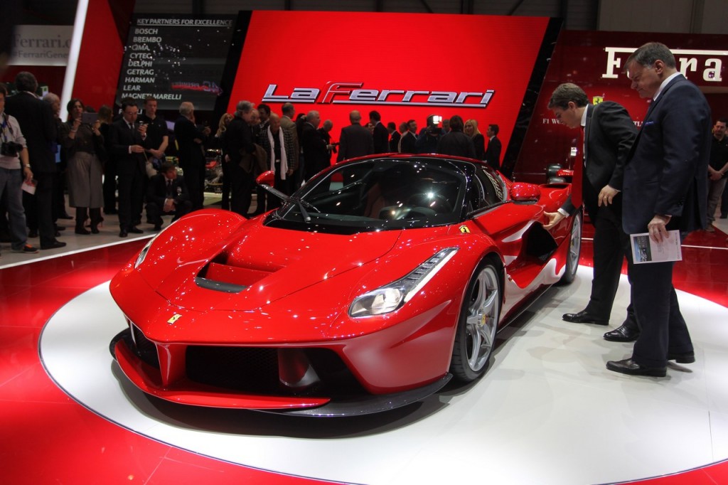 Ferrari favorisce l’esclusività piuttosto che l’aumento delle vendite