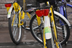 Blocco del traffico Milano 12 maggio, una DomenicAspasso piena di polemiche