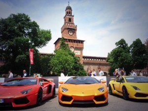 Grande Giro Lamborghini: anteprima a Milano in Piazza Castello