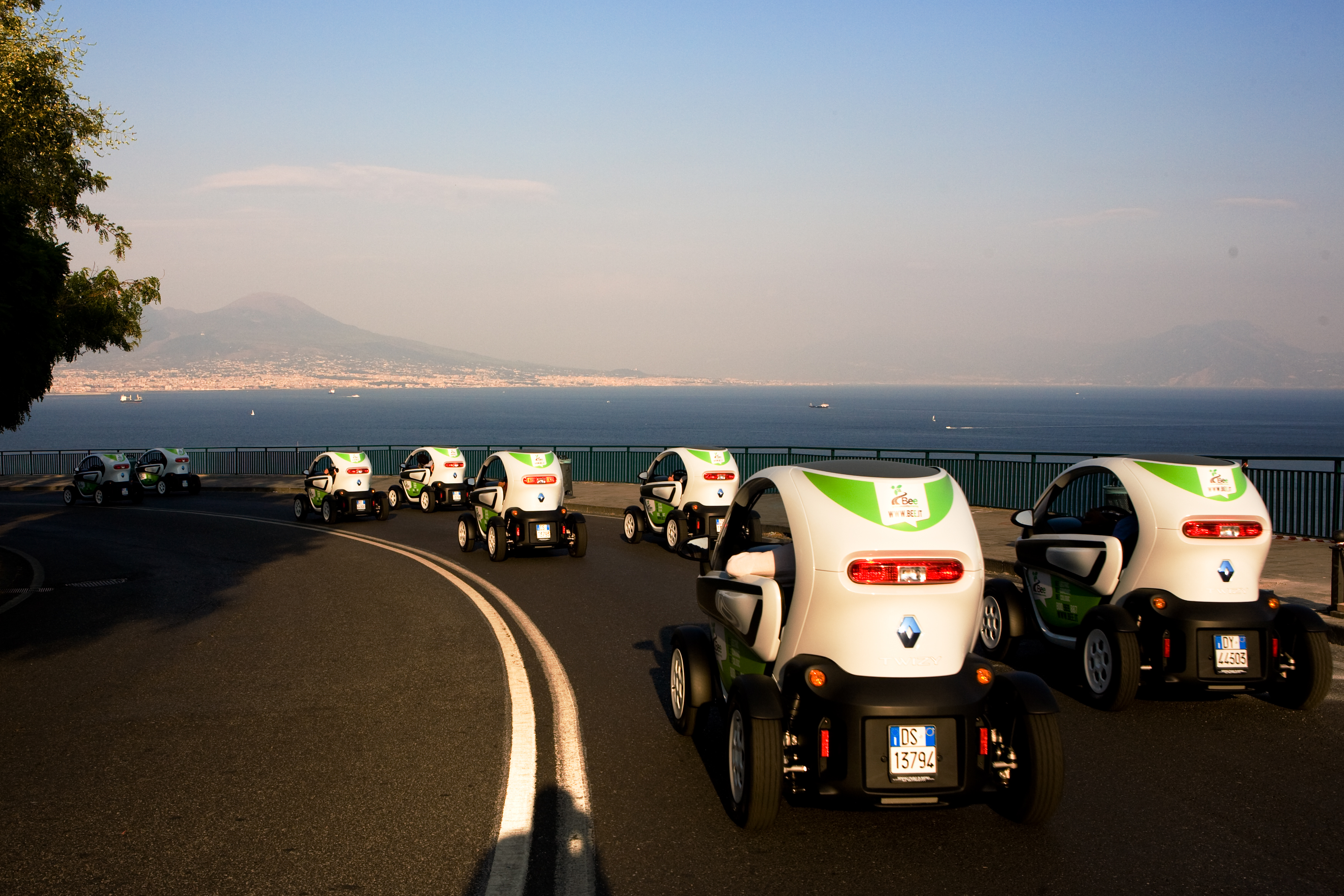 Renault Twizy e Bee insieme per l’e-sharing a Napoli