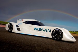 Nissan ZEOD RC, ecco l’elettrica più veloce del mondo