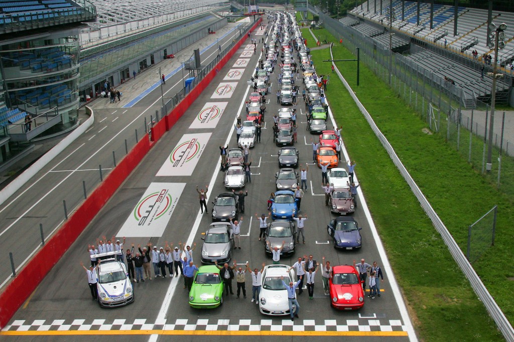 Porsche 911 Italian Tour, 50 anni di storia della coupé in giro per l’Italia