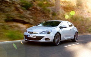 Opel Astra GTC: nuovo motore 1.6 SIDI Turbo da 170 CV