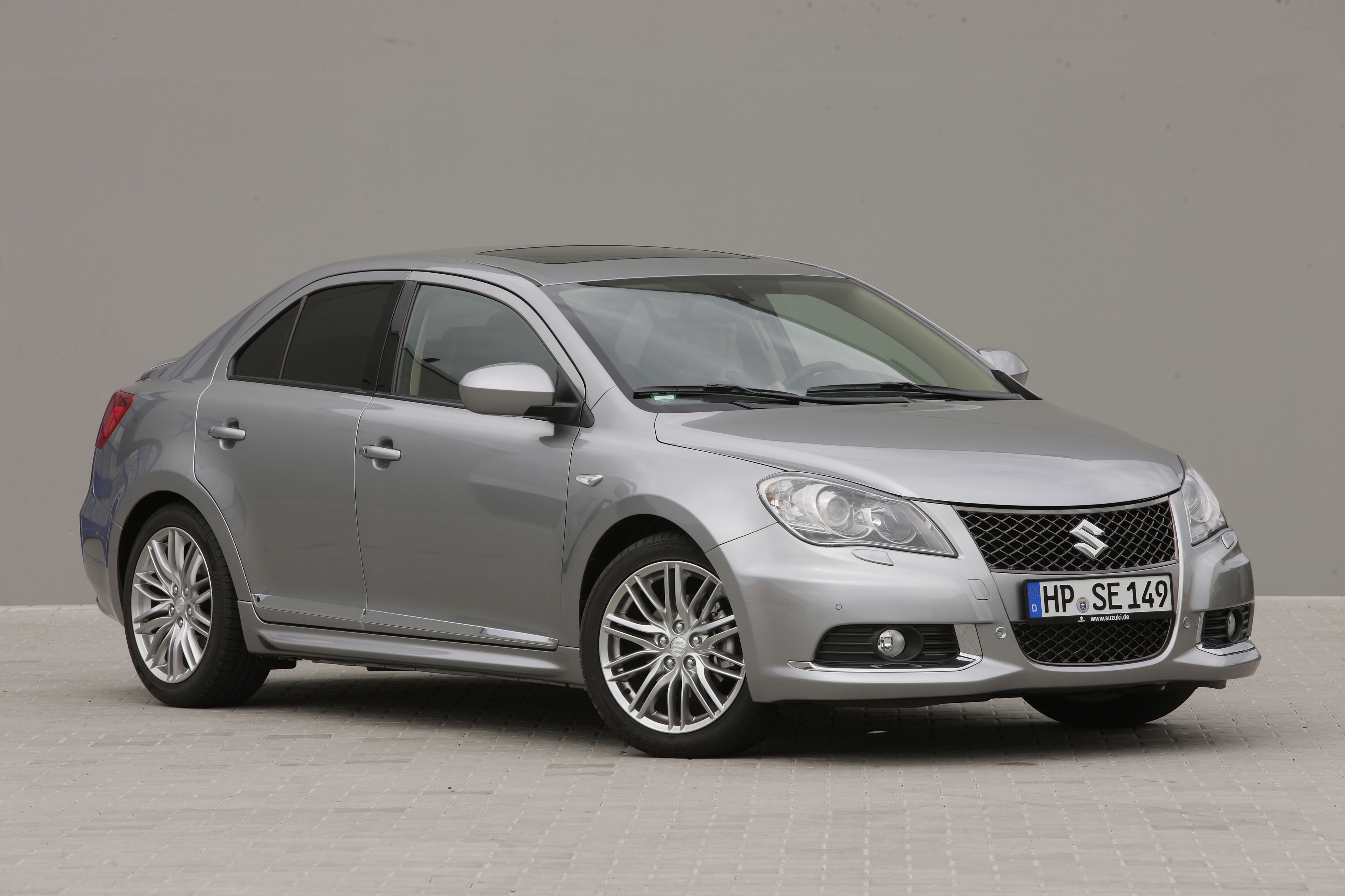 Suzuki Kizashi Sport: versione GPL allo stesso prezzo del benzina