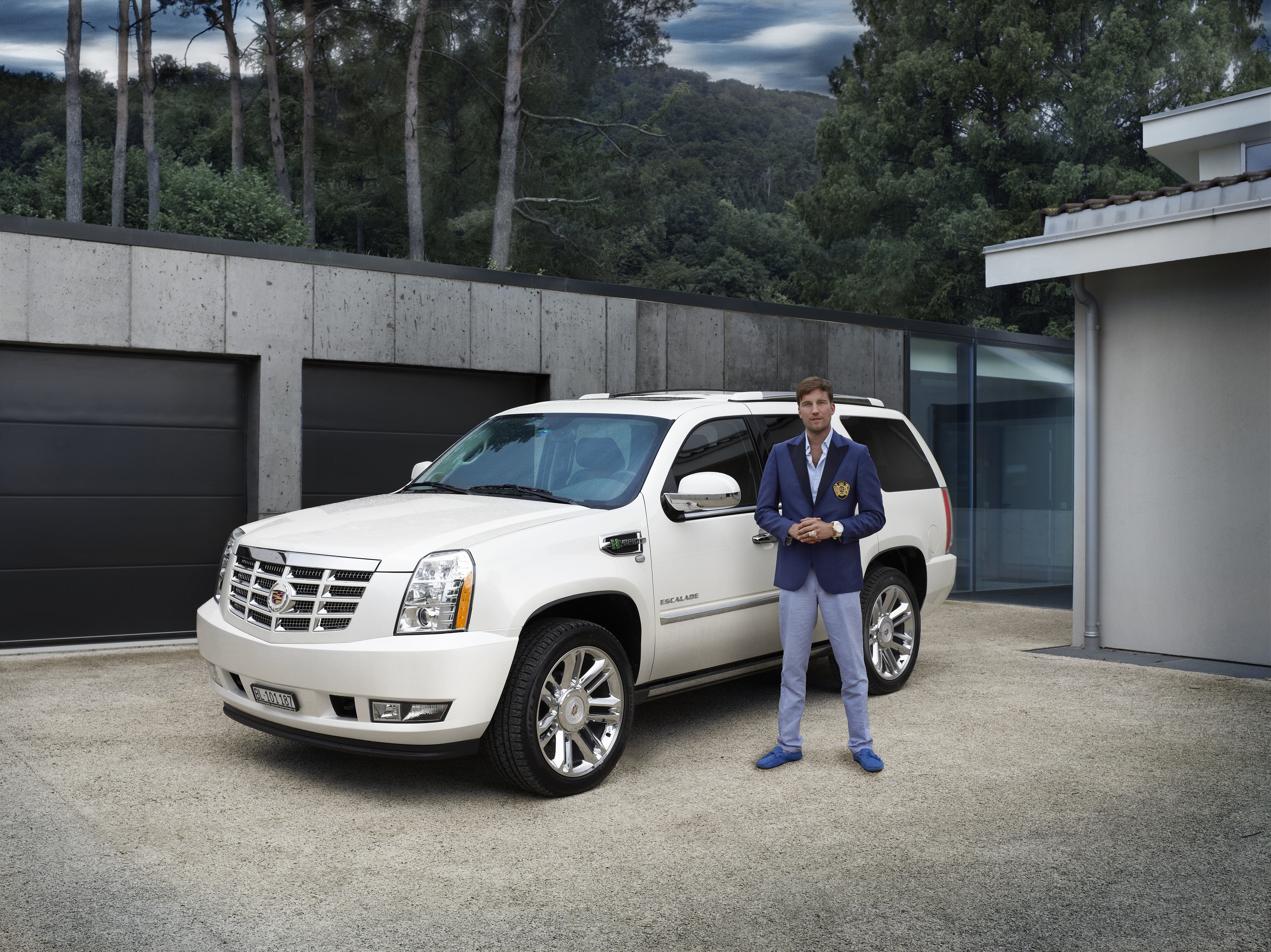 Cadillac Escalade, l’auto che ha conquistato anche DJ Antoine