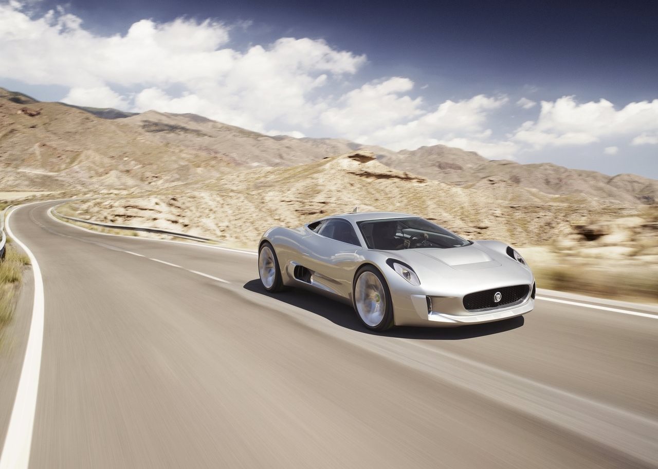 Jaguar C-X75, prototipo oltre ogni confine