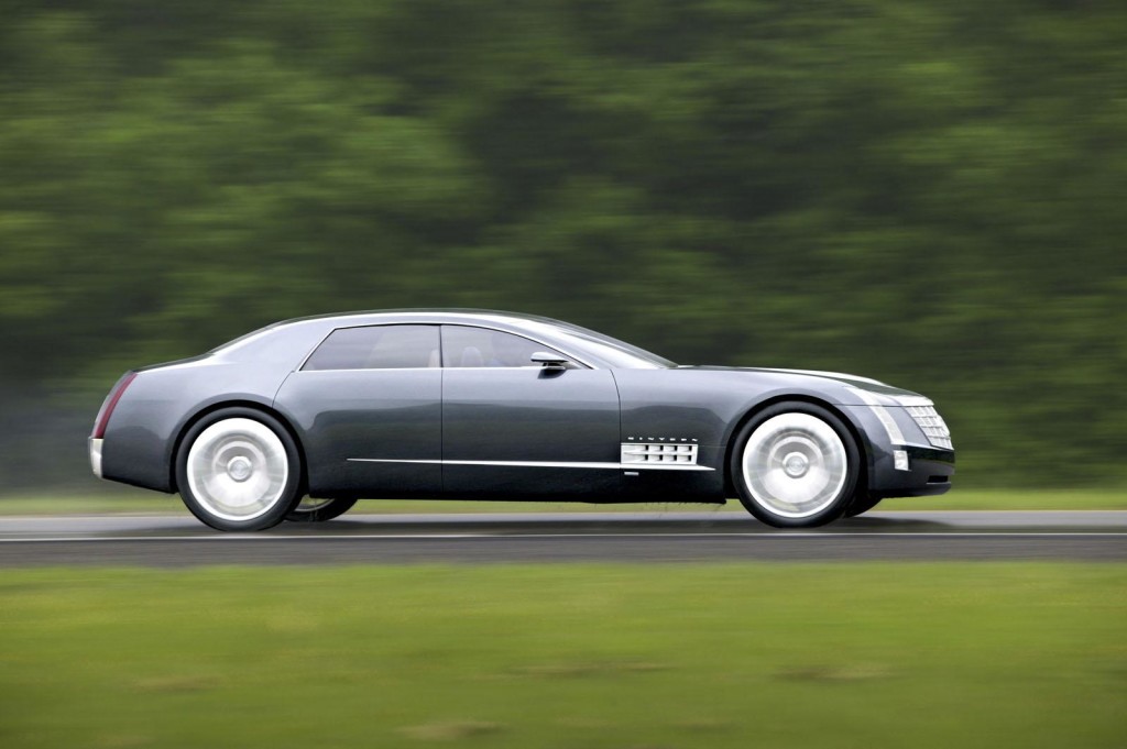 Cadillac, no alla berlina top di gamma a trazione posteriore