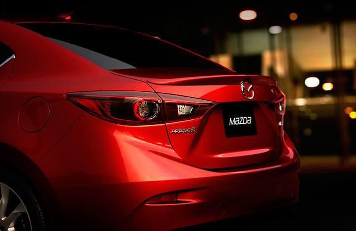 Mazda3, prima foto della berlina?
