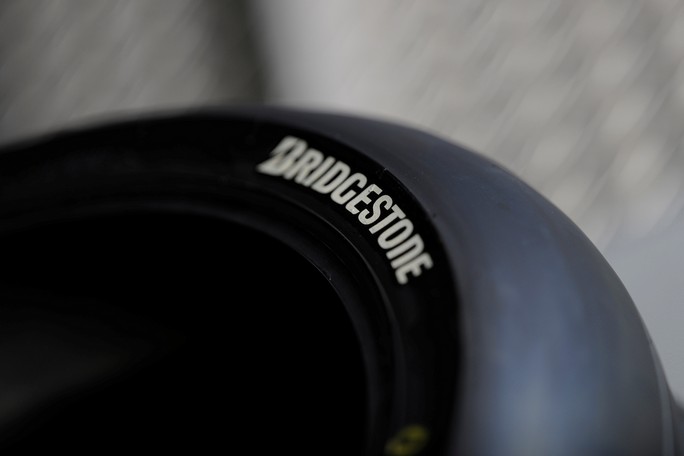 Bridgestone main sponsor del World Solar Challenge 2013