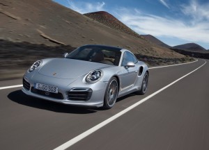 Porsche 911 Turbo ora con aerodinamica attiva