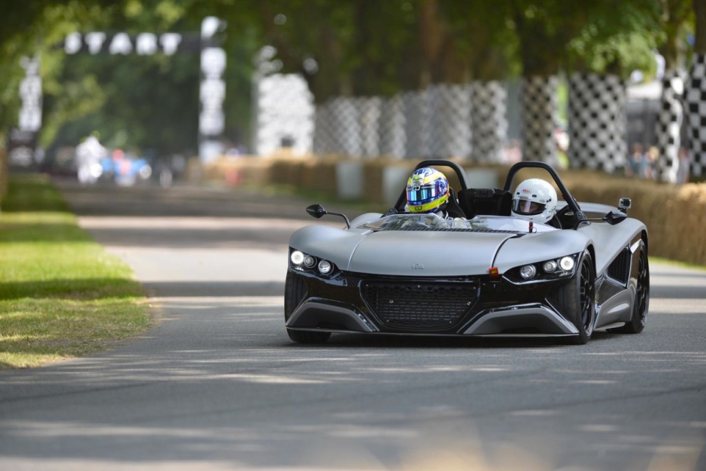 VUHL 05, il prototipo entra in produzione dopo il successo al Festival di Goodwood