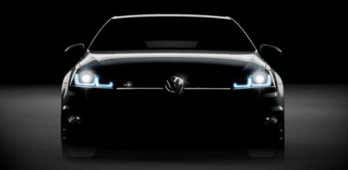 Volkswagen Golf R, teaser prima di Francoforte