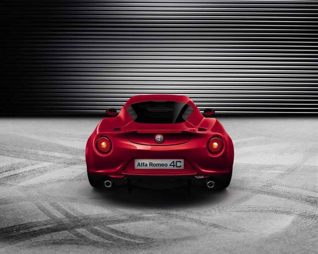 Alfa Romeo, il ritorno negli Stati Uniti si fa attendere