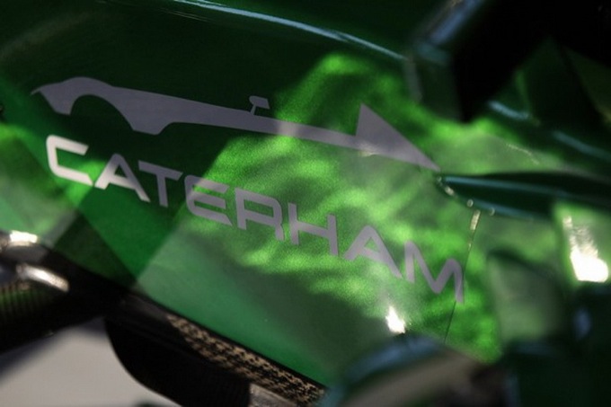 Caterham, teaser della nuova auto sul fianco della monoposto per il GP d’Italia