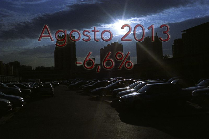 Mercato auto Italia: continua la crisi, agosto è il 39° mese di caduta libera