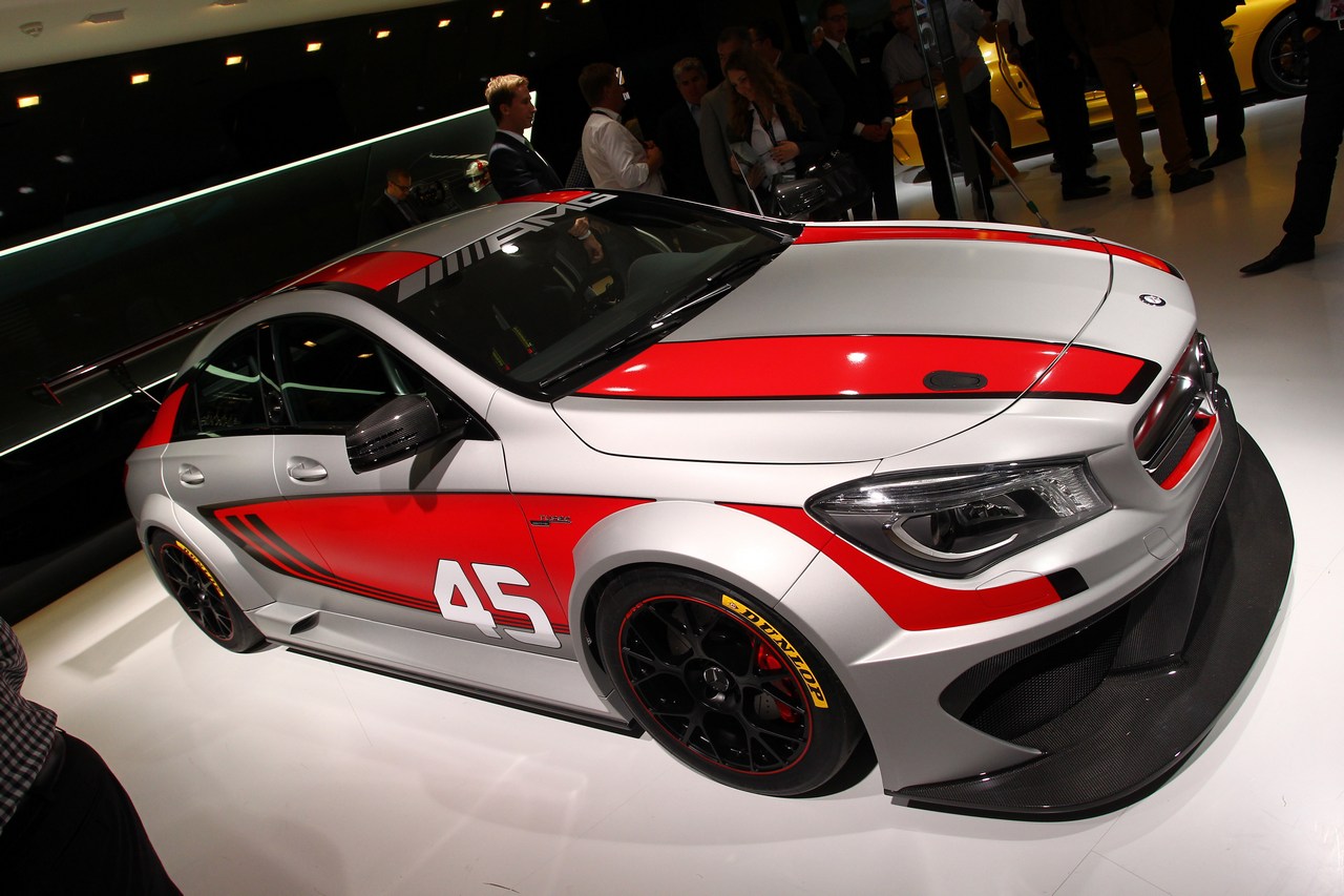Mercedes Benz CLA 45 AMG Racing Series Concept - Salone di Francoforte 2013