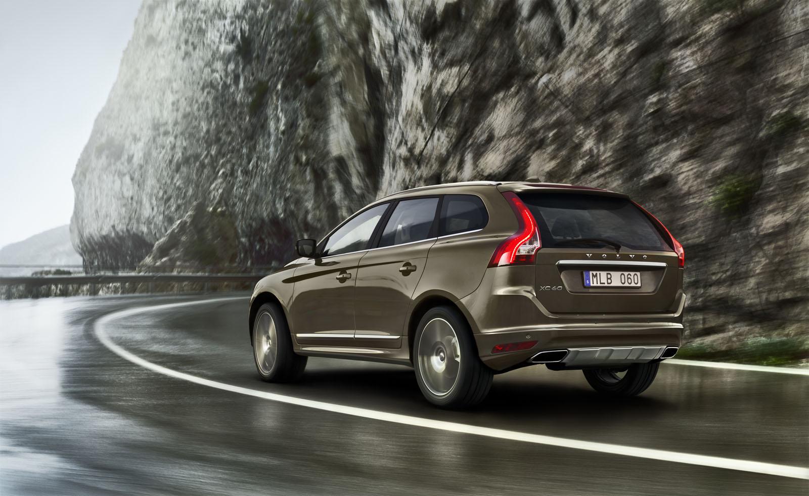 Nuova Volvo XC60, si rinnova il crossover scandinavo