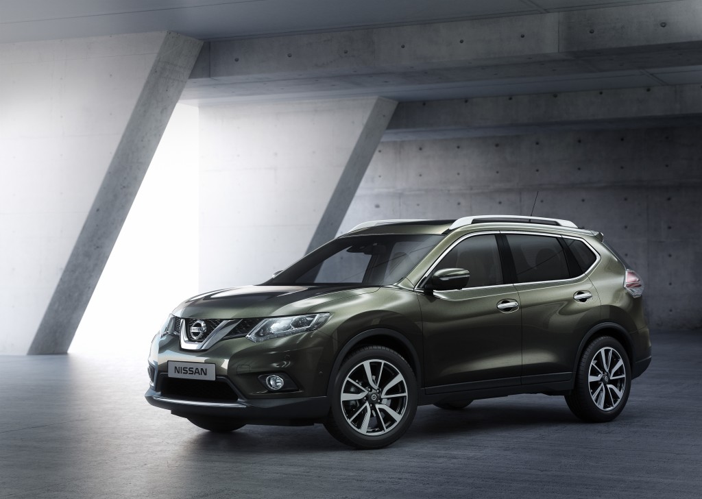 Nissan X-Trail 2014 al Salone di Francoforte per svelare il nuovo look in anteprima
