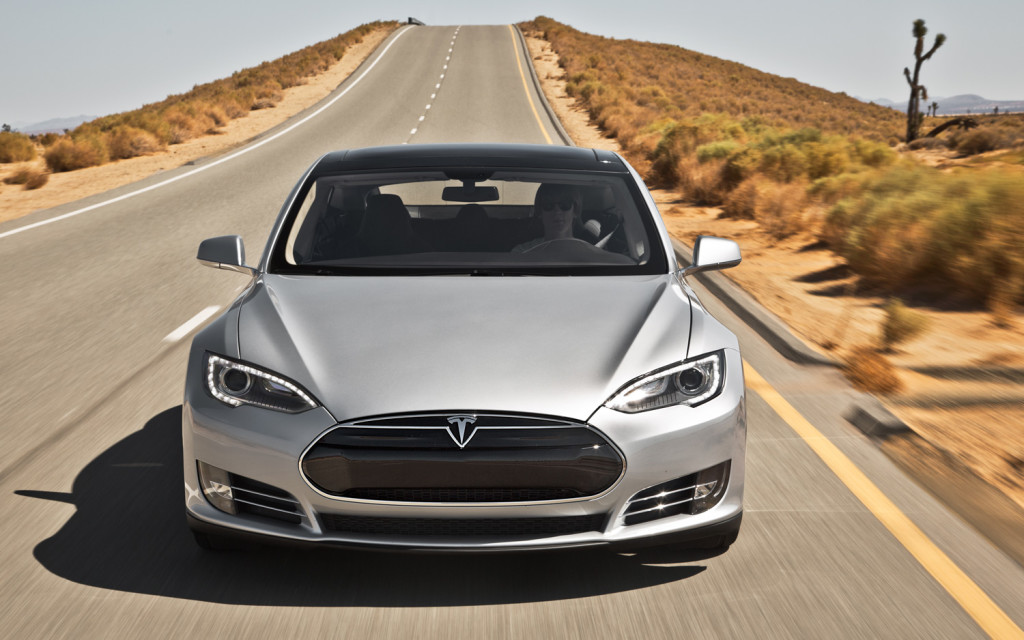 Tesla Model S, il costruttore californiano punta sulla Germania