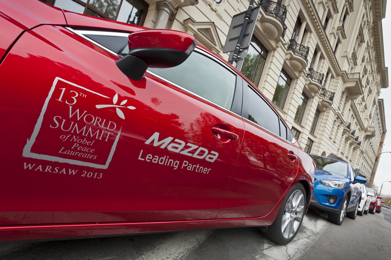 Mazda: Automotive Partner al 13esimo Summit Mondiale dei Nobel per la Pace
