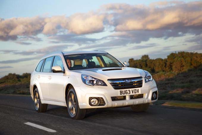 Subaru Outback 2.0 D SX Lineartronic: cambio automatico per la all-terrain