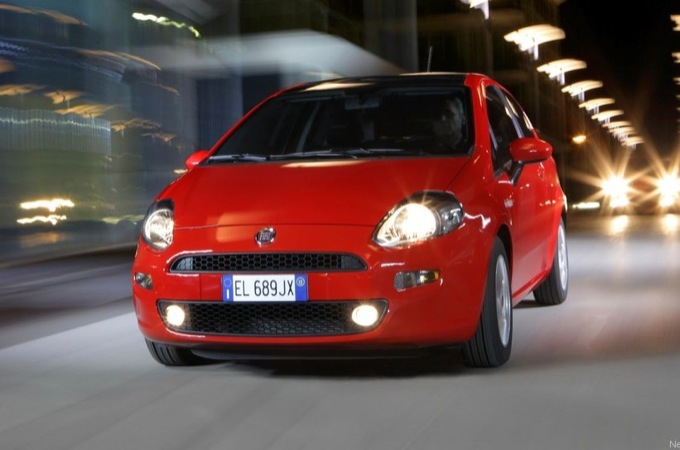 Fiat Punto pensionata per una 500 a cinque porte, ecco i futuri piani del Lingotto