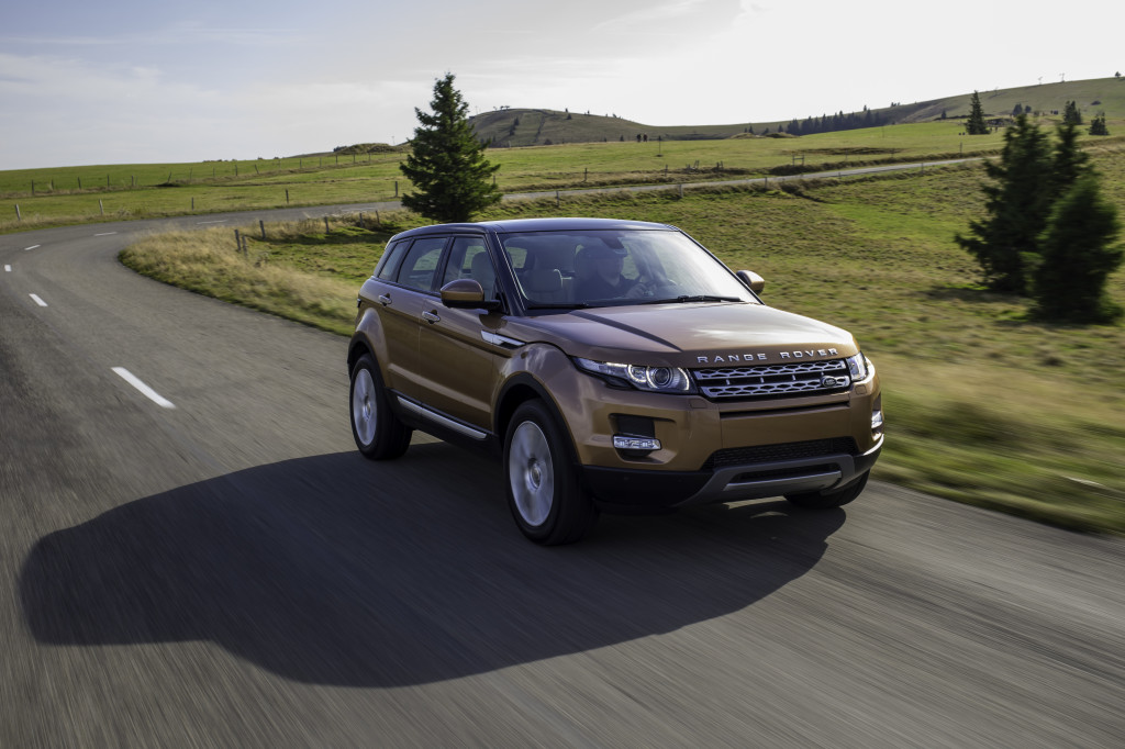 Range Rover Evoque, la fluidità di guida in un crescendo di 9 marce