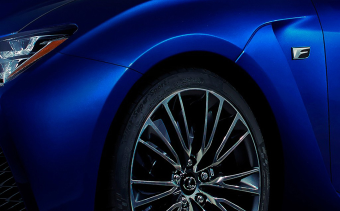 Lexus RC F: primo teaser in attesa del debutto al Salone di Detroit 2014