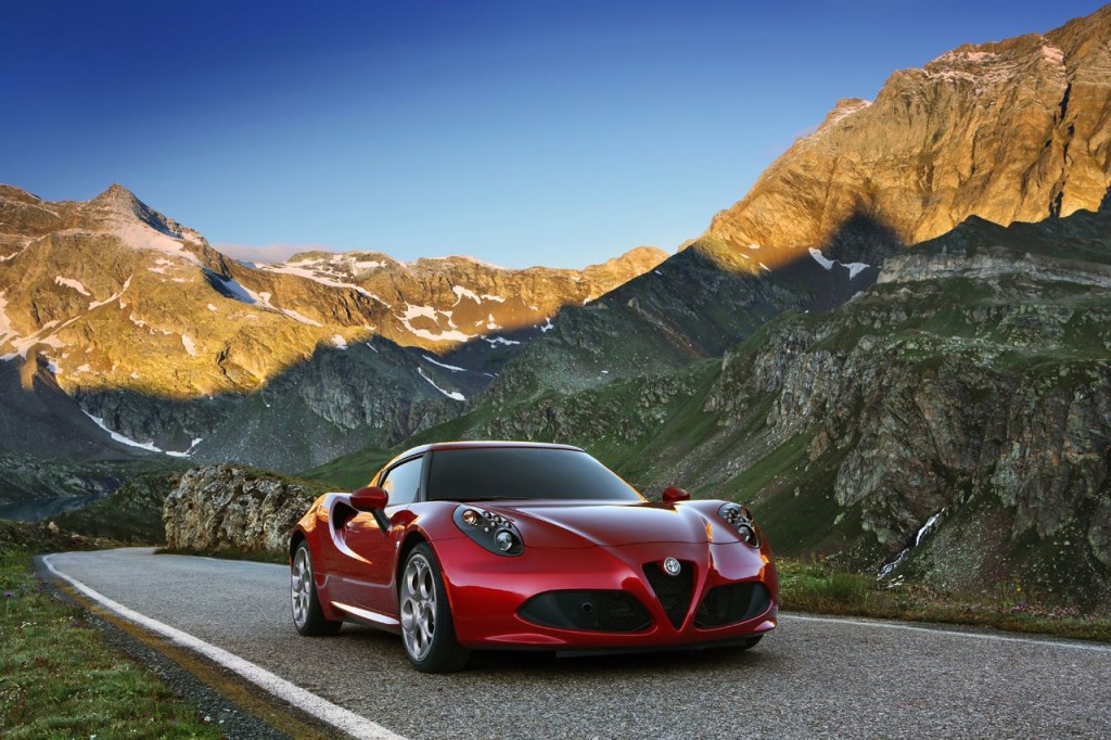 Alfa Romeo 4C eletta “Auto più bella dell’anno 2013” in Francia