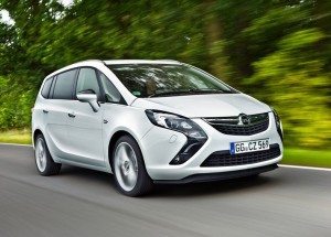 Opel Zafira Tourer eletta monovolume più ecologica del 2014