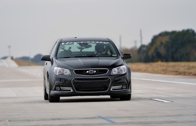 Chevrolet SS supera i 260 km/h grazie a Hennessey