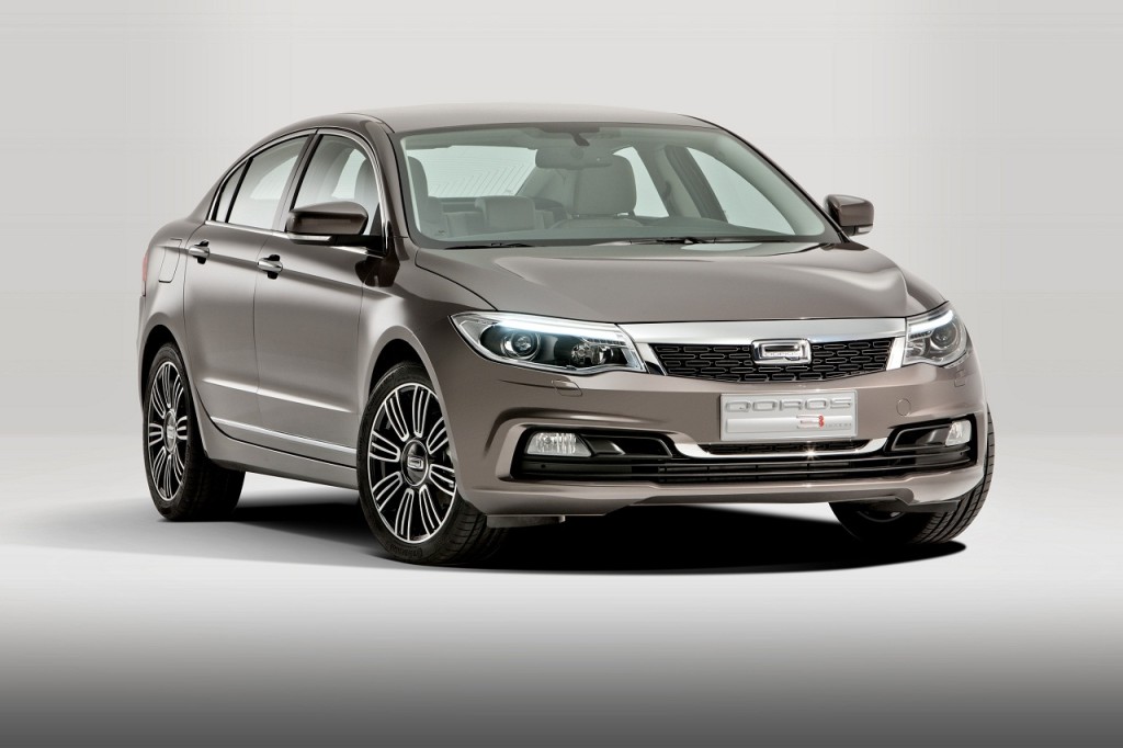 Qoros 3 Sedan, compatta più sicura del 2013