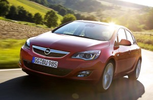 Opel Astra 1.6 CDTI: presentazione al Salone di Ginevra 2014