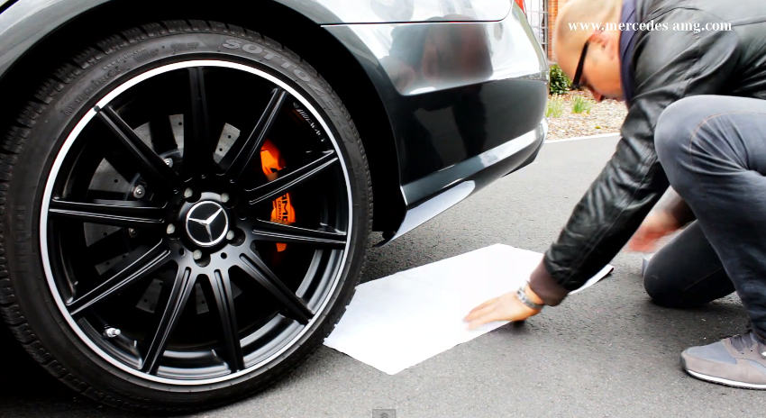 Mercedes AMG mostra l’arte di realizzare burnout con stile