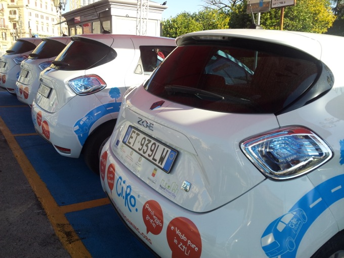 Renault Z.E. e Ci.Ro., debutta a Napoli il car sharing elettrico