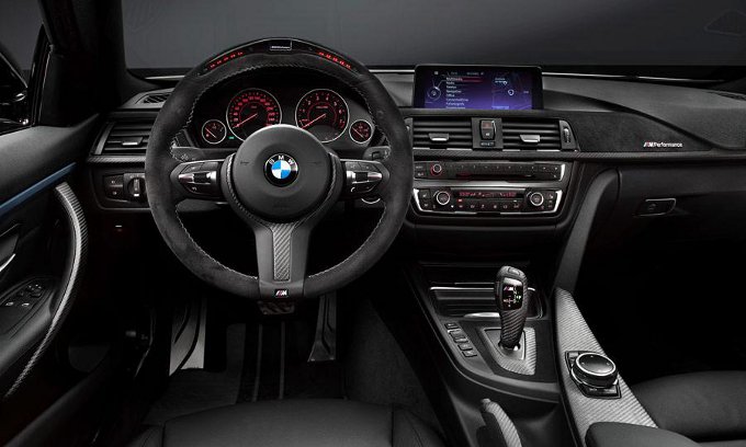 BMW M4 Cabrio: la scoperta sportiva verrà svelata al Salone di New York
