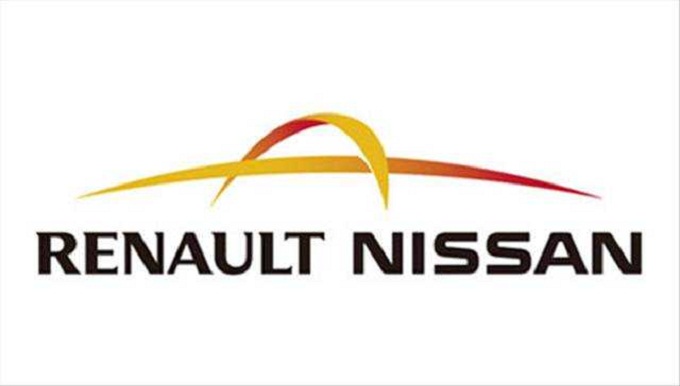 Alleanza Renault-Nissan, sinergia che si rafforza e si fa in quattro