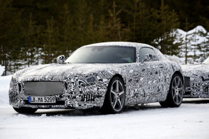 Mercedes GT AMG immortalata durante i test invernali in nuove foto spia