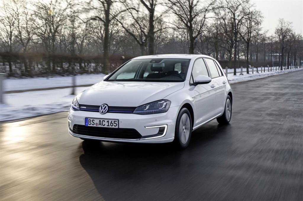 Volkswagen e-Golf, la trazione elettrica abbraccia la best seller di Wolfsburg