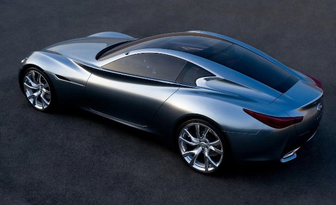 Infiniti lavora su un modello top di gamma con alimentazione ibrida