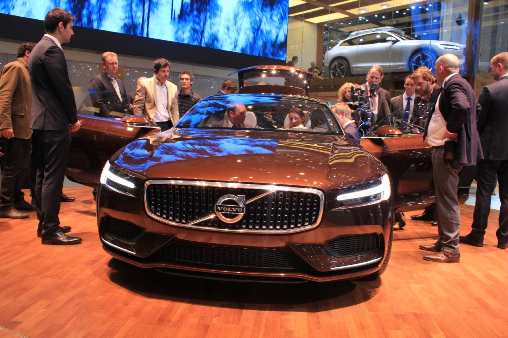 Volvo Concept Estate eletta “Auto del Salone” a Ginevra