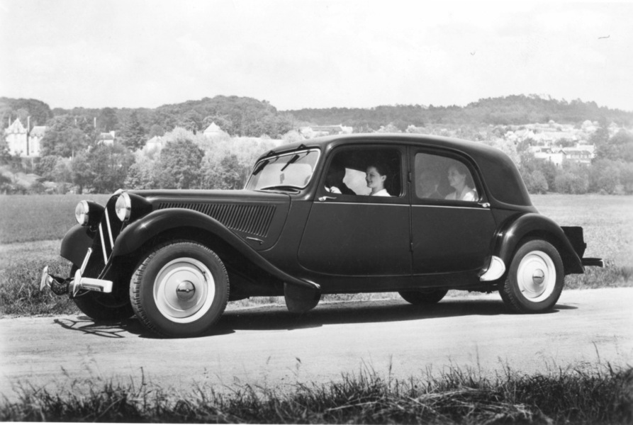 Citroën Traction Avant, il marchio francese festeggia il suo 80° compleanno