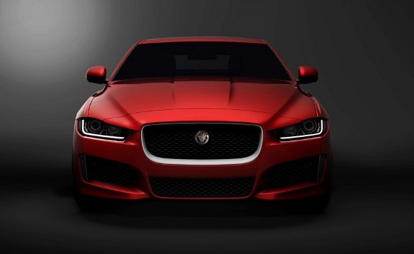 Jaguar XE, la gamma motori comprenderà il V6 della F-Type