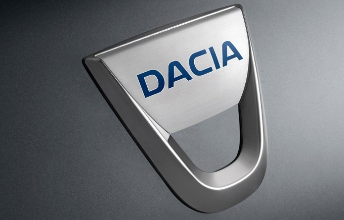 Dacia lancia la campagna “Estate con Dacia”